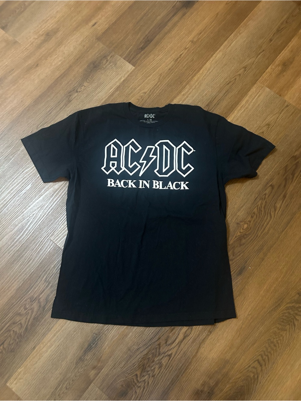 AC/DC Black Short-Sleeve 'Back In Black' Graphic Tee
